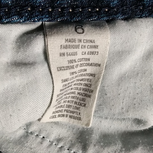 American Eagle Dark Wash Ripped Paint Splat Jean Shorts Size 6 - Picture 5 of 5